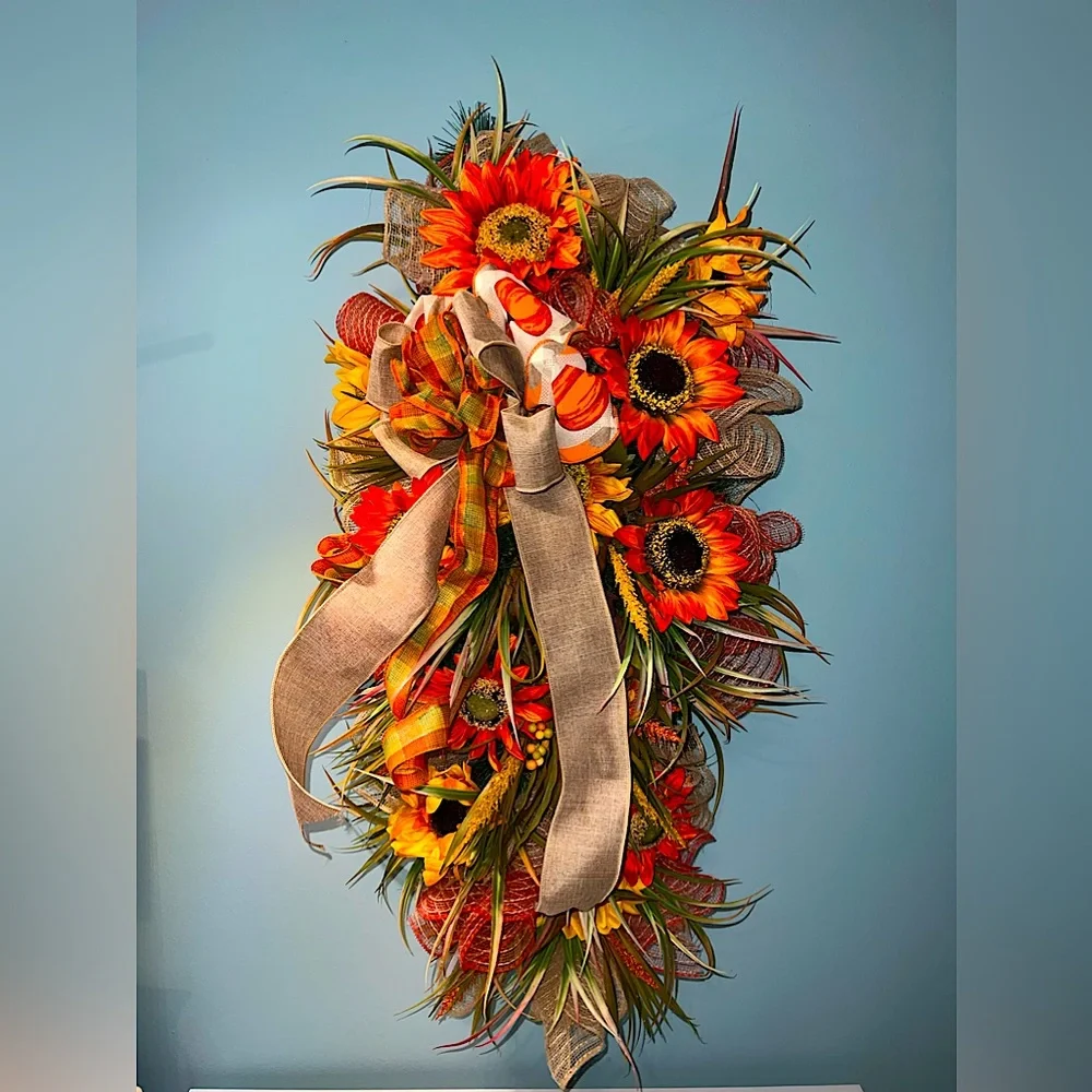 🍁New 30”-32” Fall Sunflowers 🌻 Swag